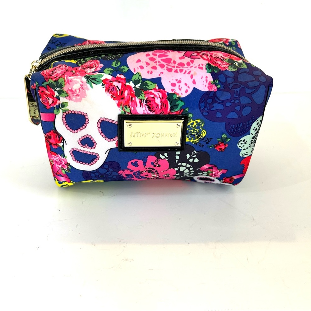 Betsey Johnson Large Cosmetic Bag. Like New.